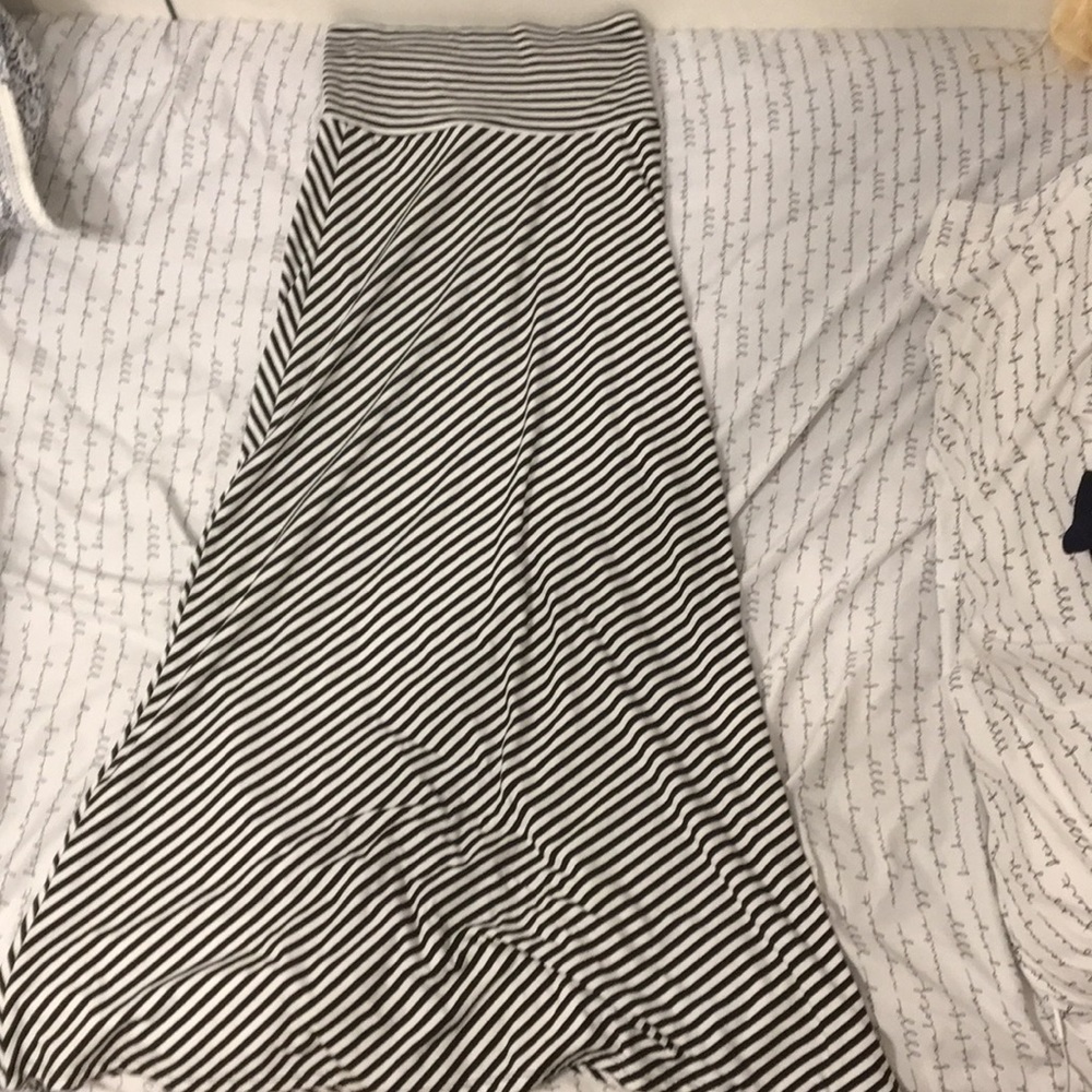 Stripped maxi skirt